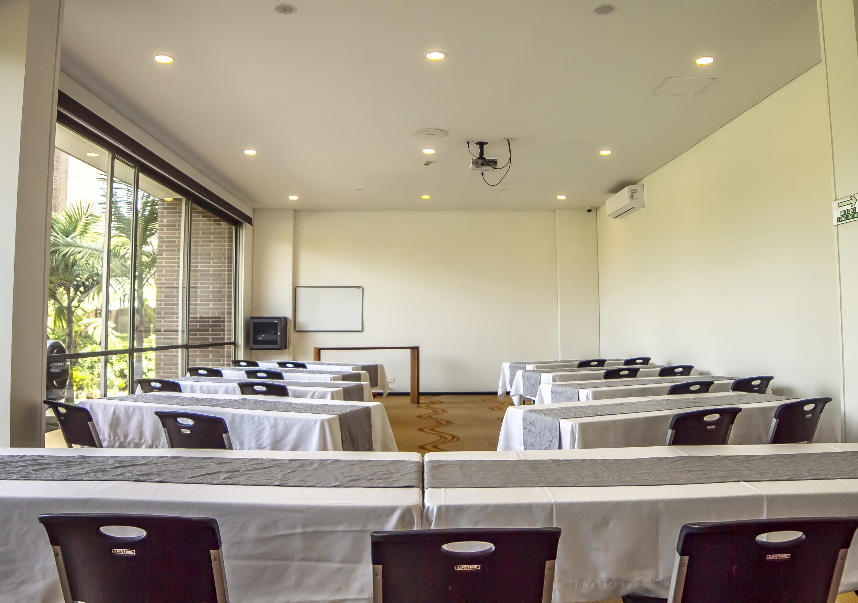 Mg Hotels & Suites Rionegro Exterior photo